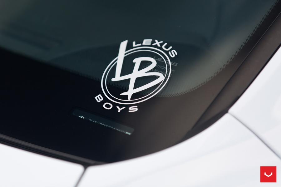 Детали экстерьера Lexus IS F on Vossen Wheels (VFS-10) 2017 года  (фото 20 из 72)